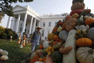 Trick-or-treat at the White House